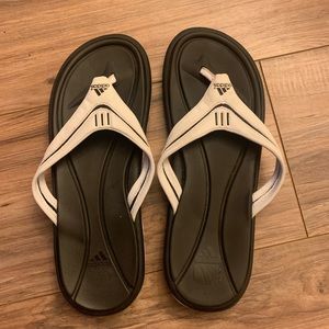 NWOB Adidas flip flops
